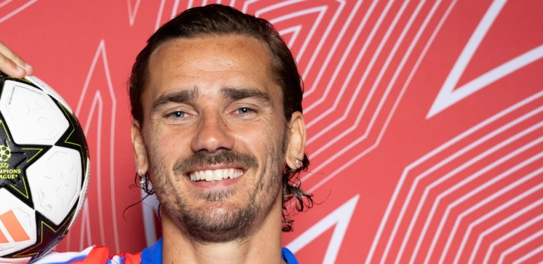 antoine-griezmann-hollywood-smile