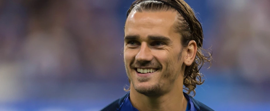 antoine-griezmann-teeth-in-2020