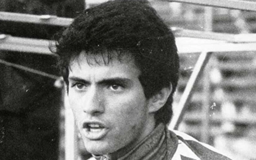 josé mourinho teeth 1985