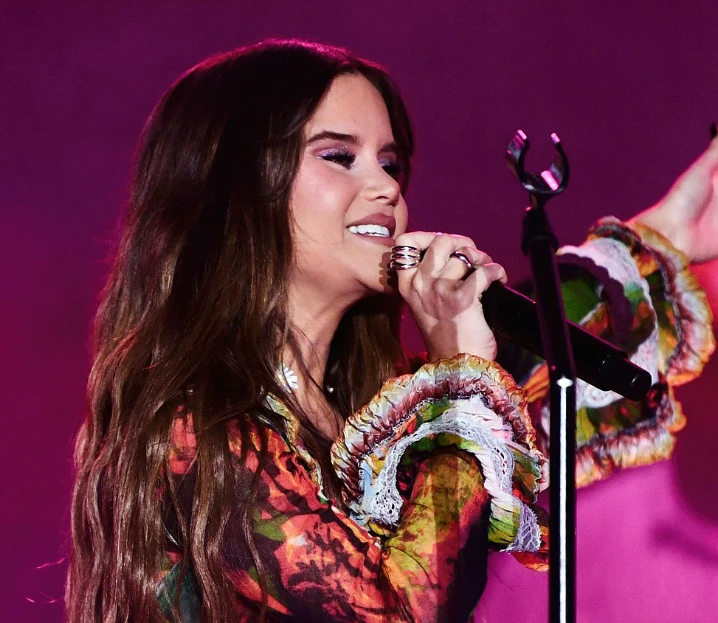 maren morris teeth in 2025