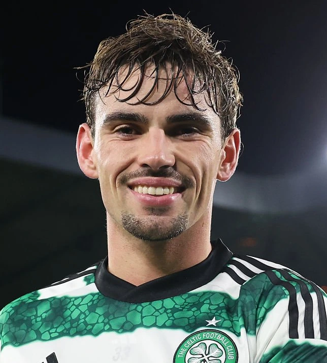 δόντια του Matt O'Riley το 2023
