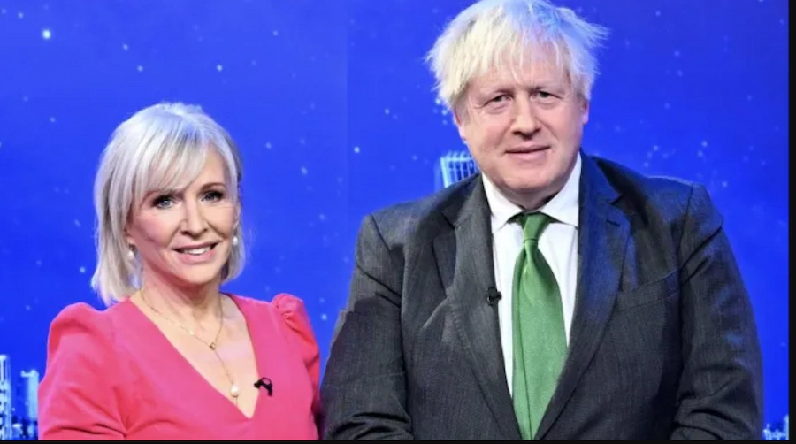 nadine dorries zähne 2025