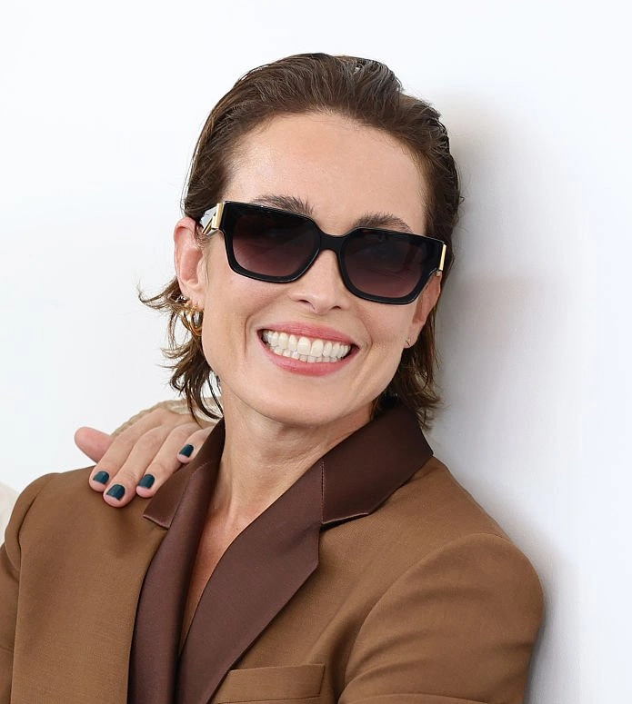 dientes de noomi rapace en 2025