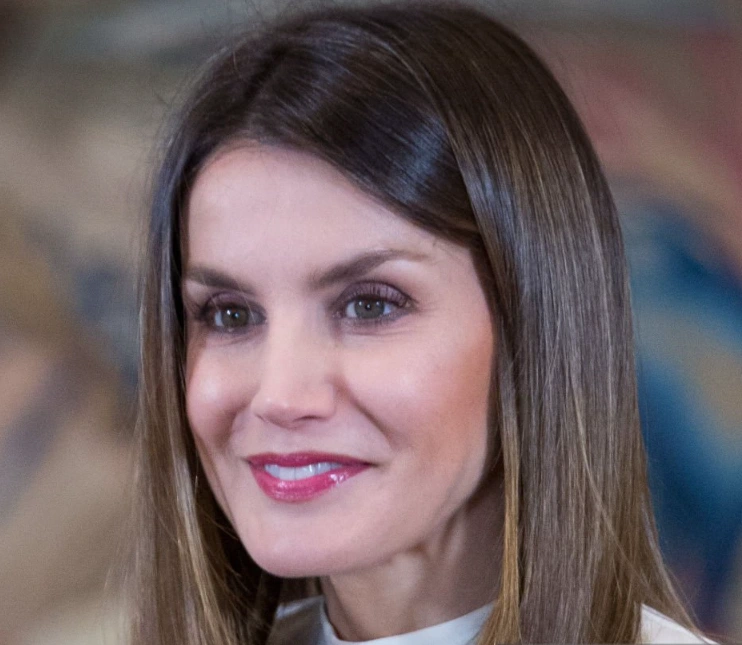 queen letizia teeth in 2018