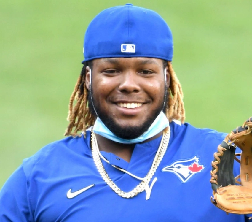 أسنان فلاديمير غوارديولا جونيور في 2020