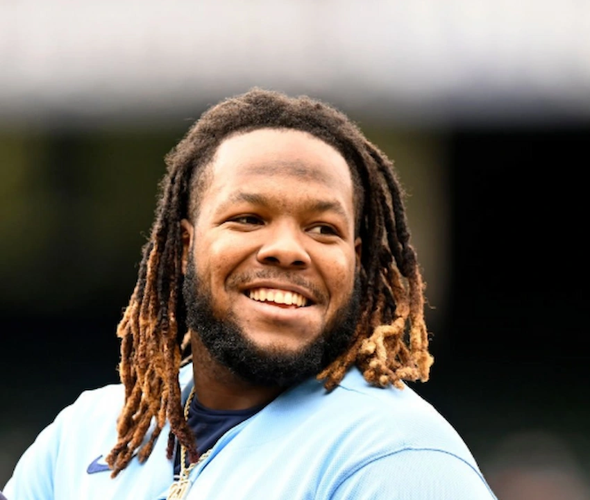 أسنان فلاديمير غوارديولا جونيور في 2022