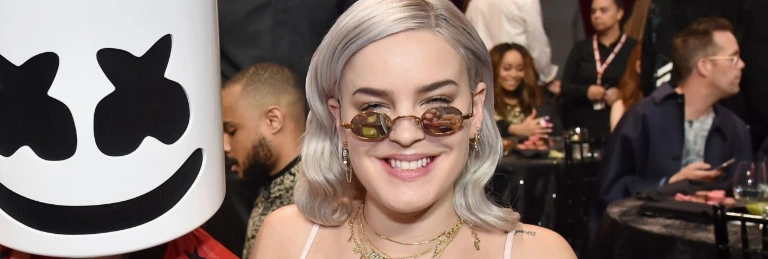 anne-marie-teeth-in-2018