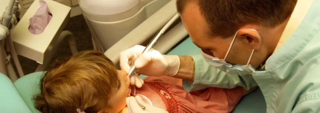 نظافة أسنان الأطفال