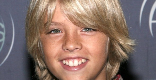dylan-sprouse-teeth-in-2005