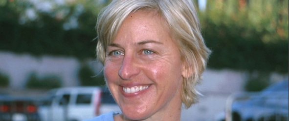 ellen-degeneres-hambad-2001