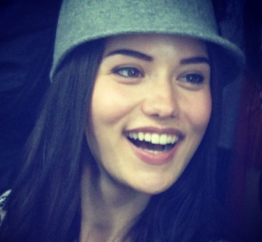 zęby fahriye evcen 2013