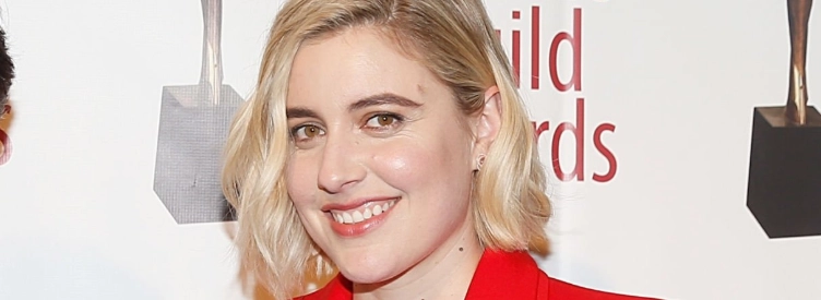 greta-gerwig-teeth-in-2020