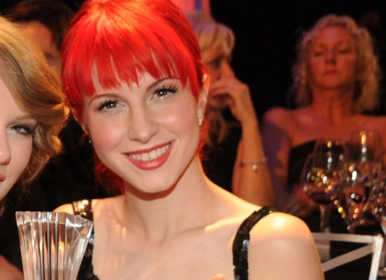 hayley williams hollywood smile