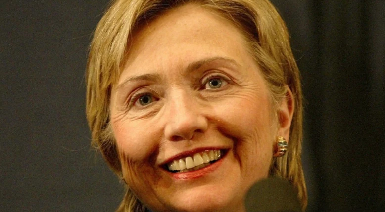 hillary clinton teeth in 2005
