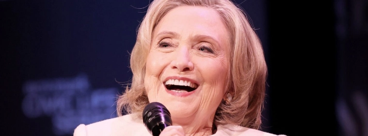hillary clinton teeth in 2025