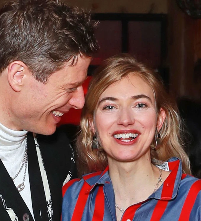 зуби Імоджен Поутс у 2023