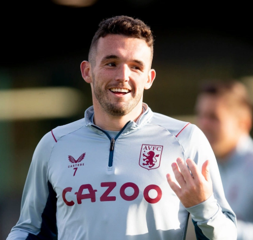 зъбите на Джон МакГин през 2022