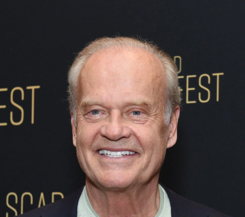 δόντια του kelsey grammer 2025