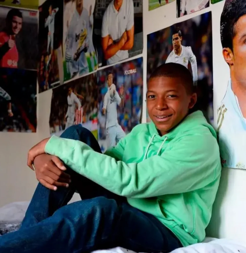 kylian mbappe teeth 2010