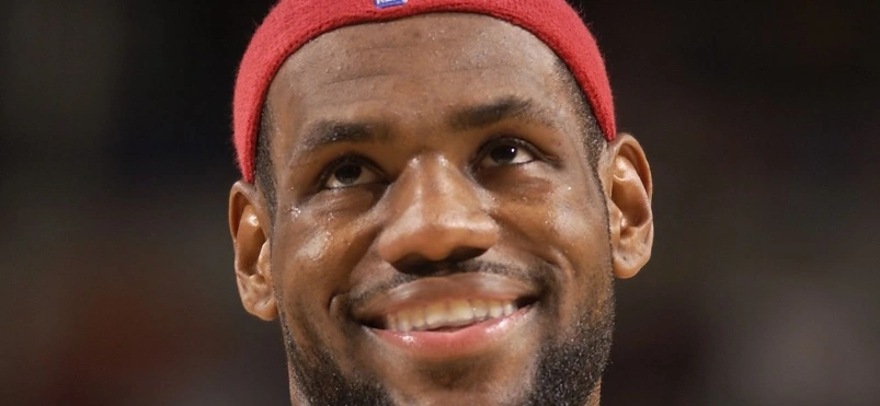 lebron-james-teeth-in-2007