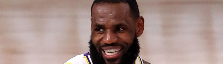 lebron-james-teeth-in-2020