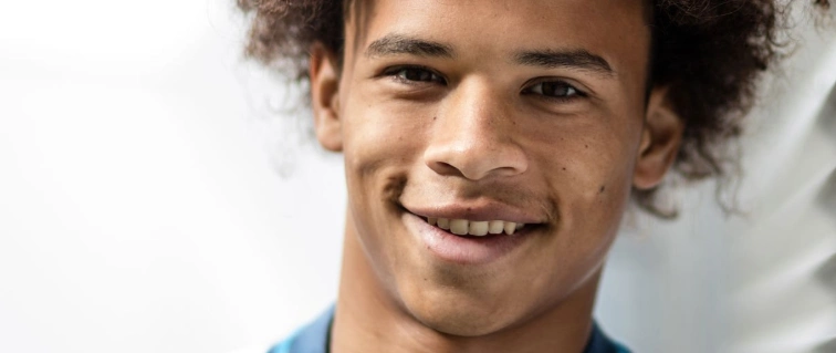 leroy-sane-teeth-in-2015