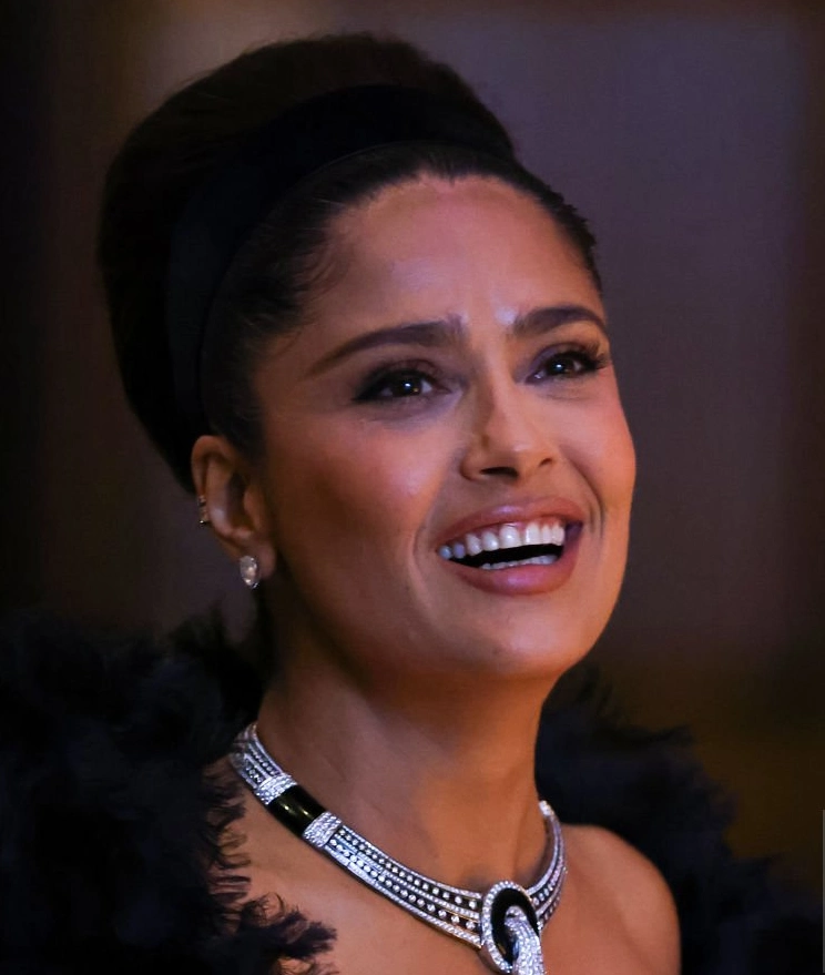 salma hayek teeth in 2022