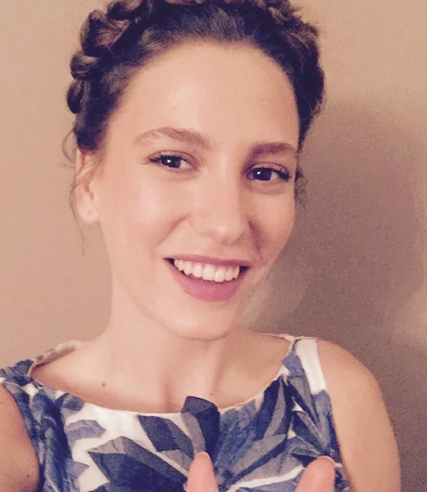 serenay sarikaya teeth 2015