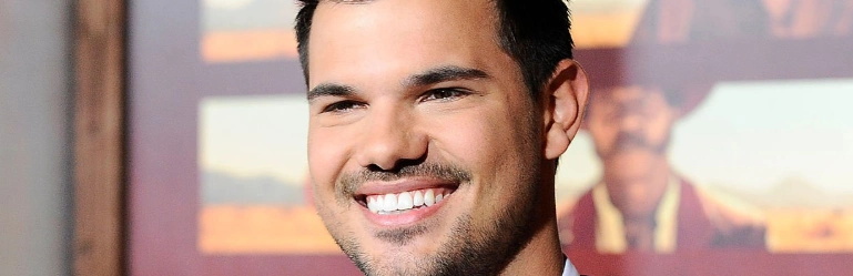 dientes-de-taylor-lautner-en-2015