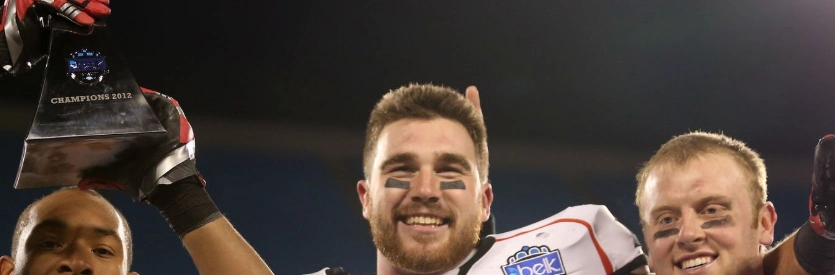 travis-kelce-teeth-in-2012