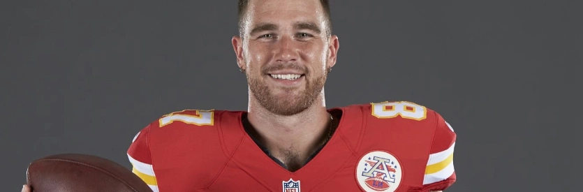 travis-kelce-teeth-in-2015
