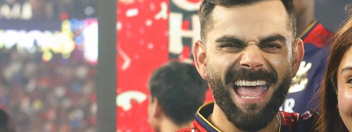 virat-kohli-teeth-in-2025
