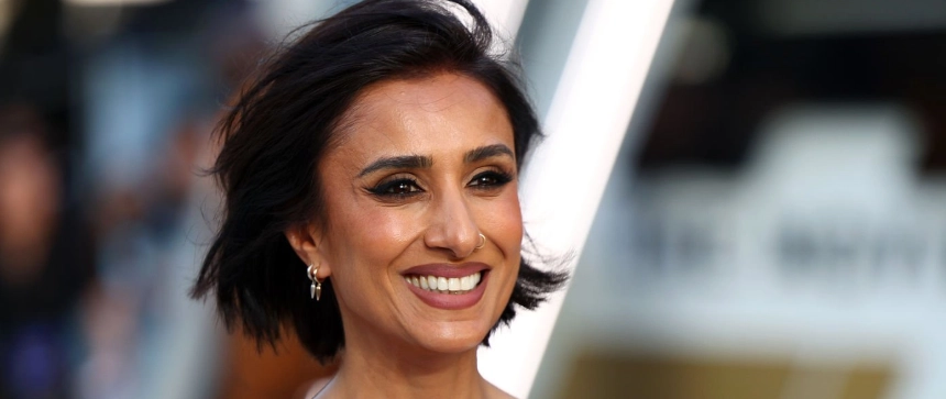 anita-rani-teeth-in-2025