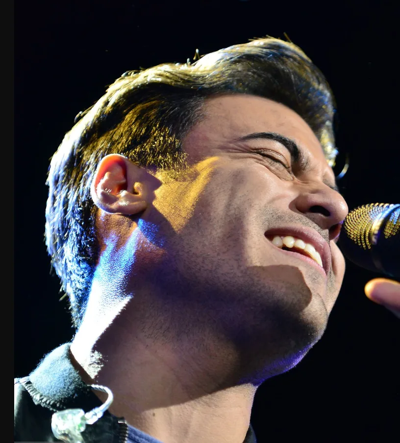 carlos rivera teeth in 2016