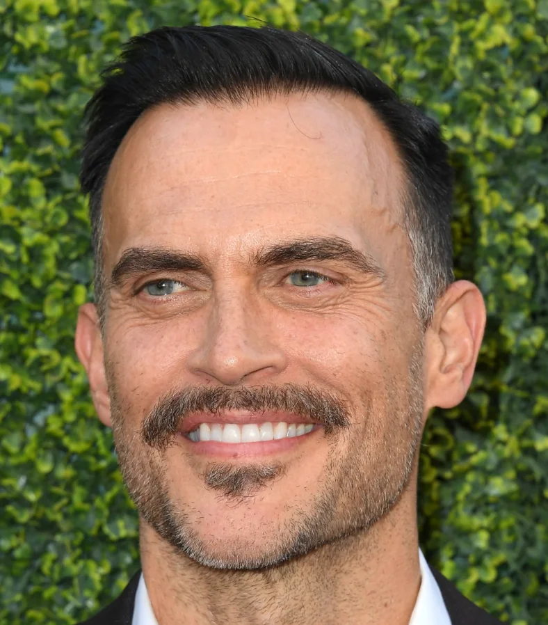 cheyenne jackson teeth in 2022