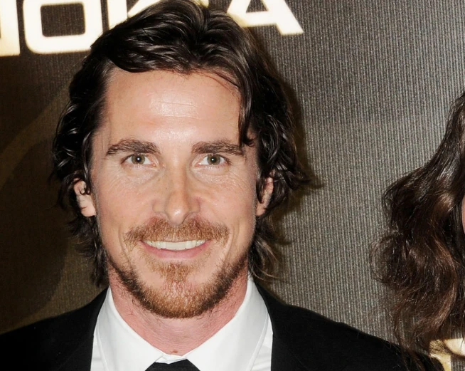 christian-bale-teeth-in-2010