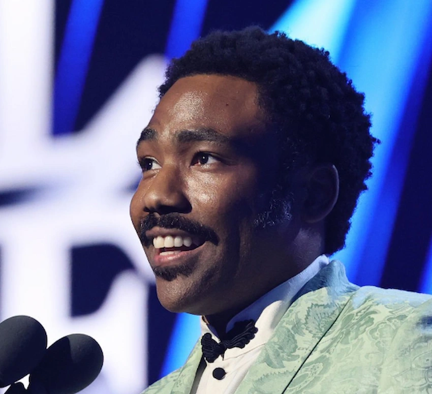 donald glover teeth 2025