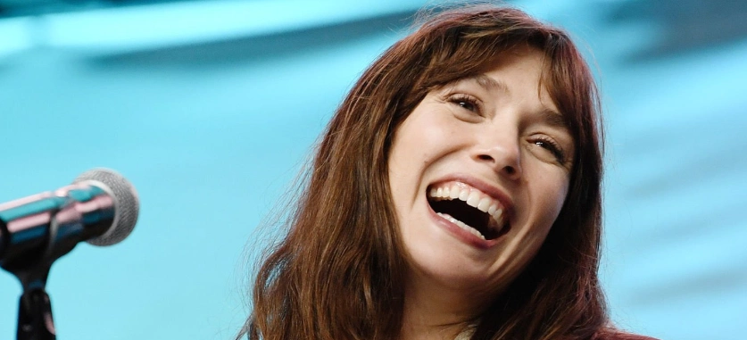 elizabeth-olsen-zobi-2025