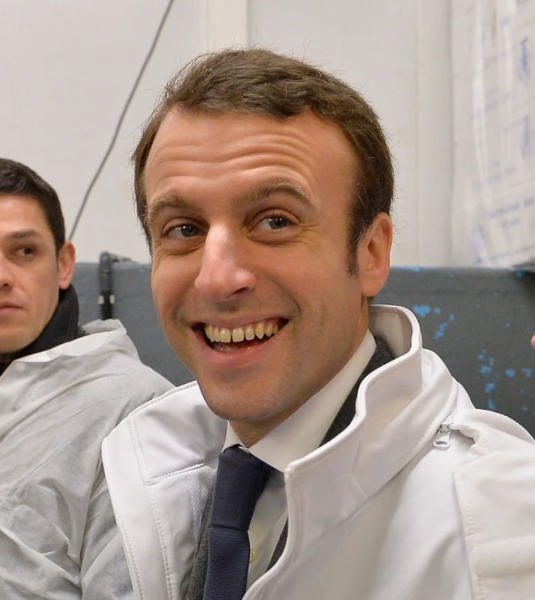emmanuel macron teeth in 2013