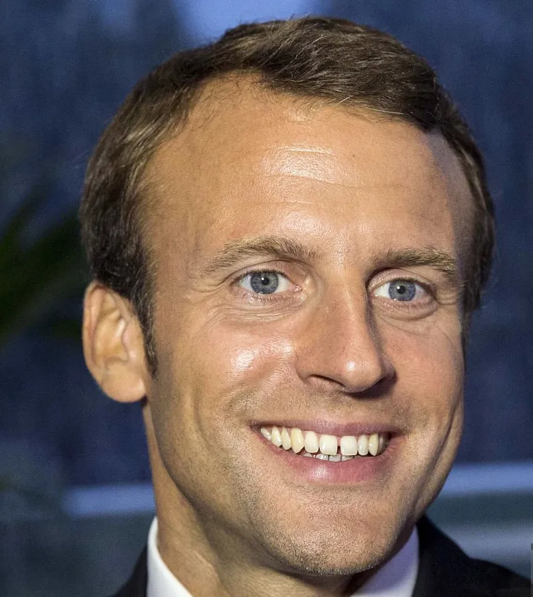 emmanuel macron teeth in 2015