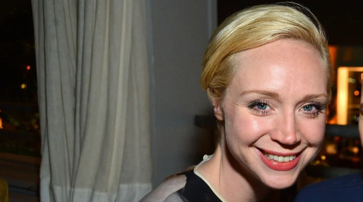 gwendoline-christie-teeth-in-2010