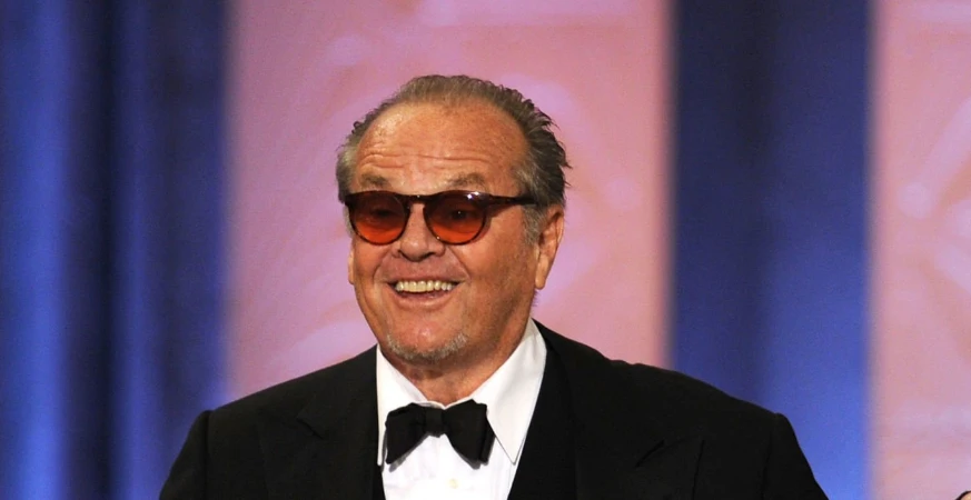 jack-nicholson-teeth-in-2010