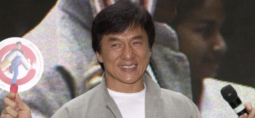 jackie-chan-teeth-in-2000