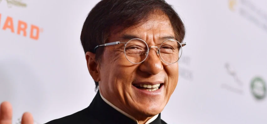 jackie-chan-teeth-in-2020