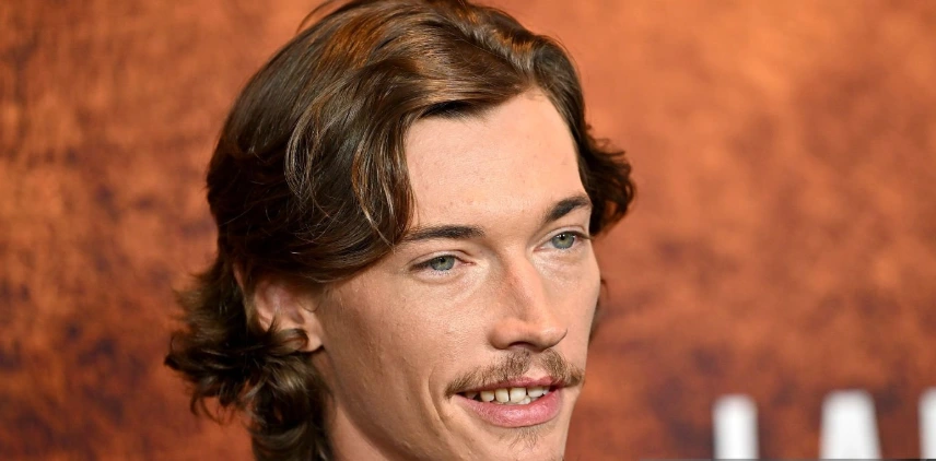 Did Jacob Lofland get his teeth fixed? | LEMA