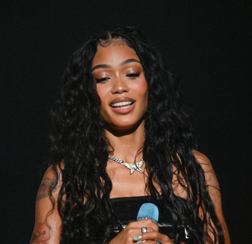 jhene aiko teeth 2025