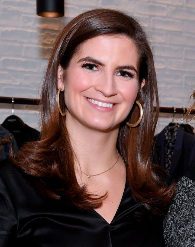 kaitlan collins naeratus 2019