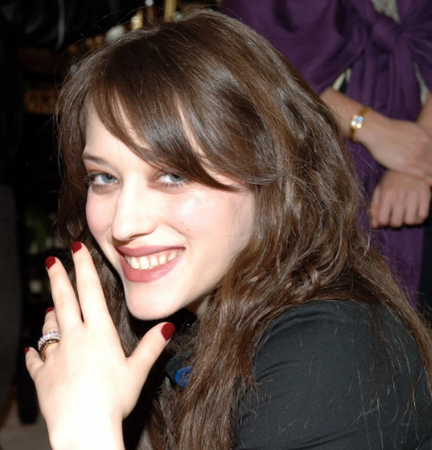 kat dennings smile 2005