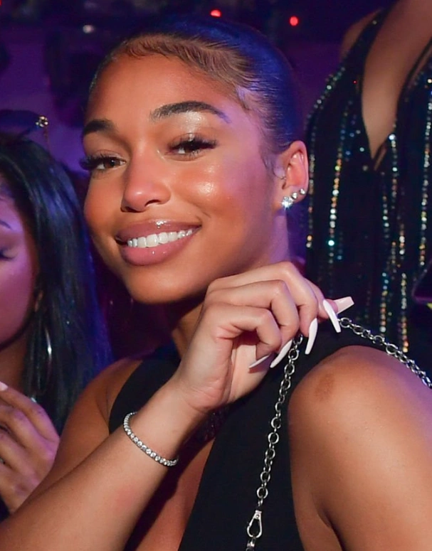 lori harvey hambad 2020.