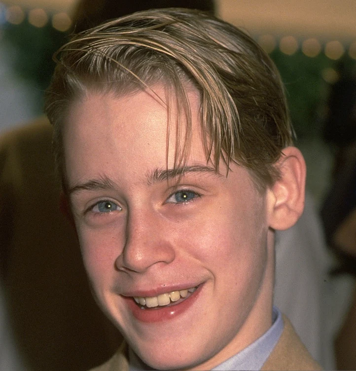 dientes de macaulay culkin en 1999